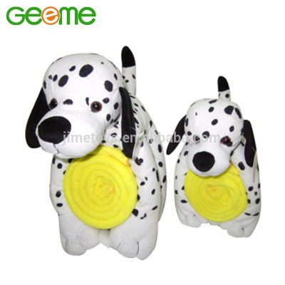 JM8366-1 Polyester Blanket with Plush Toy Spotty Dog